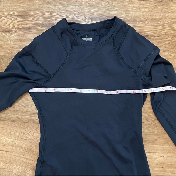 Compression -Tommie Copper Women's Pro-Grade Long Sleeve Shoulder Support Shirt - Picture 12 of 13